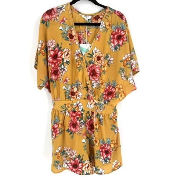 NWT Umgee Women's Floral Yellow Romper Large Boho Lace Accent Dolman Surplice - Picture 2 of 14
